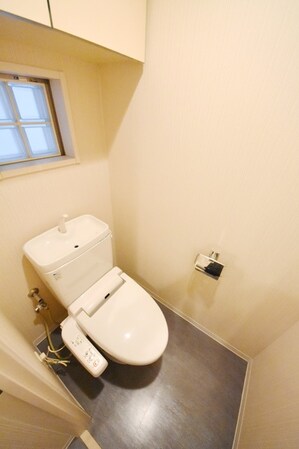 カスタリア新富町IVの物件内観写真